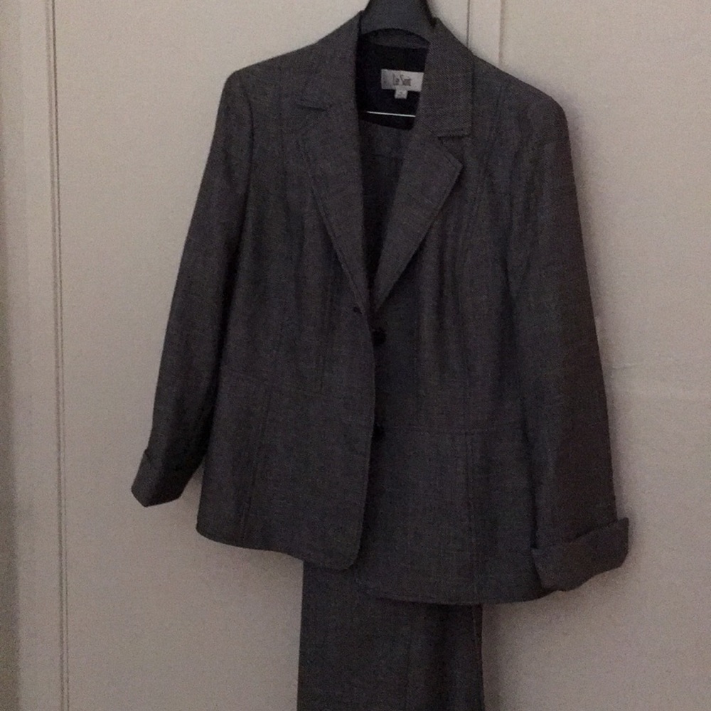 Suit